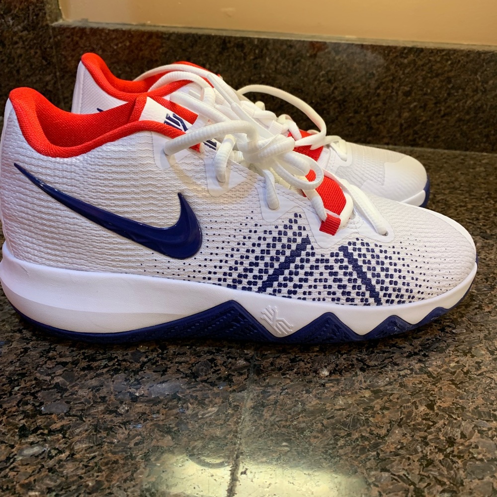 Kyrie Flytrap (GS) Youth